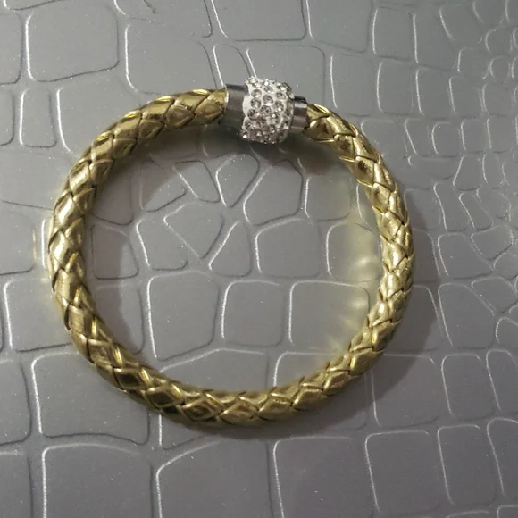 Bracelet - Picture 2 of 6